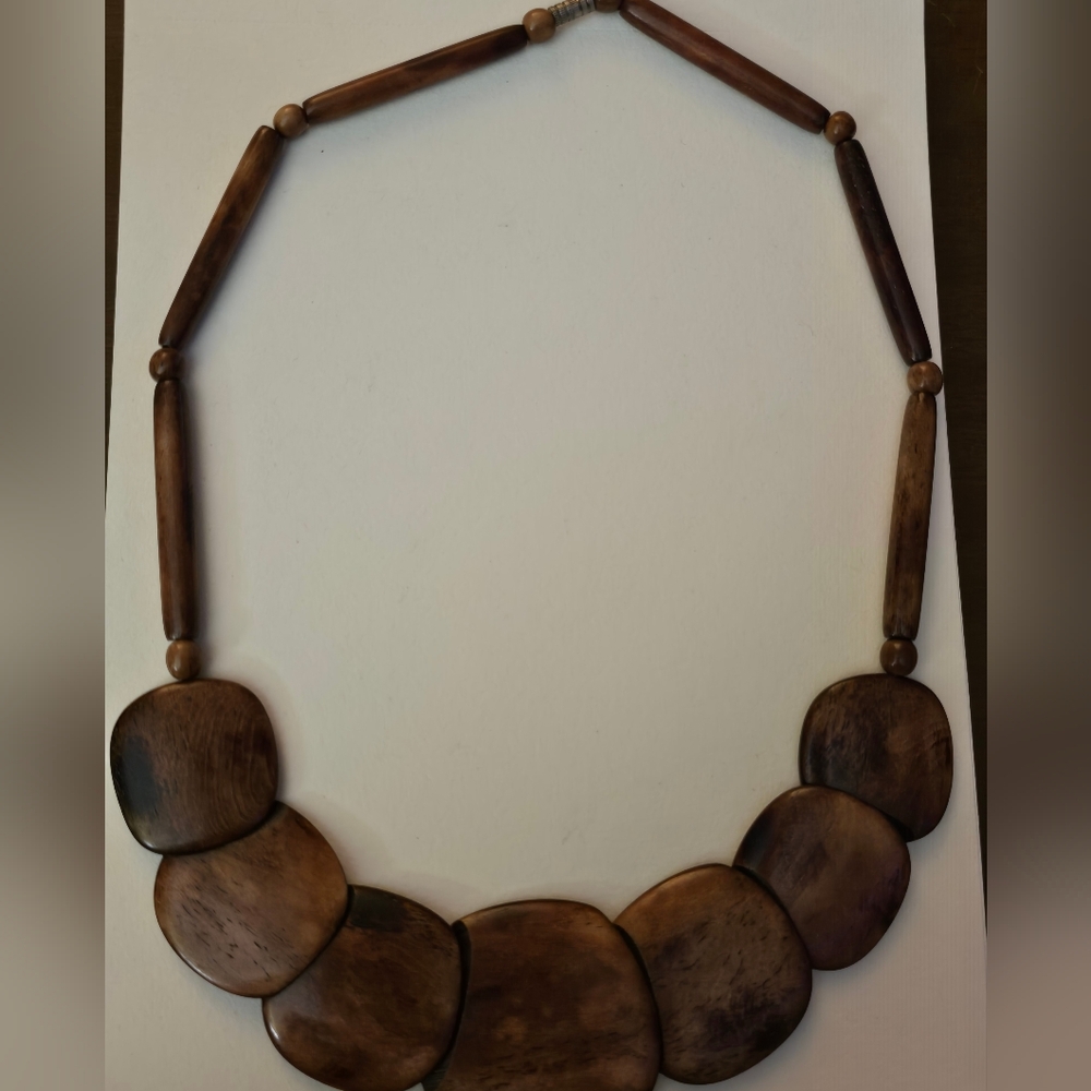 Hand-carved Caramel-brown Dyed Bone African Tribal Deco Style Necklace